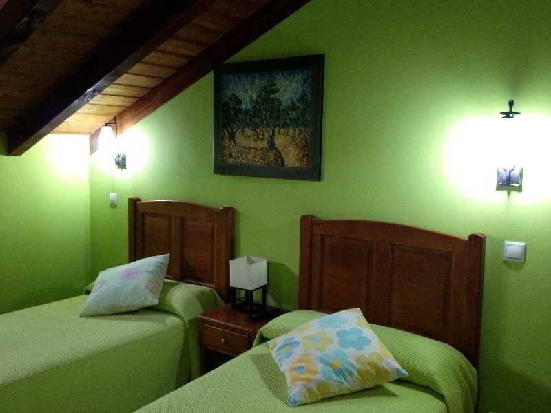 Hosteria San Emeterio 2