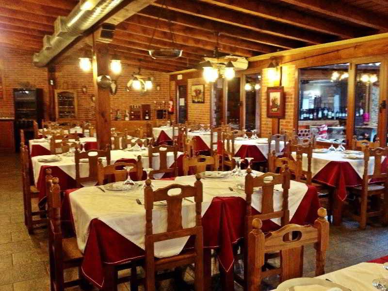 Hosteria San Emeterio 1