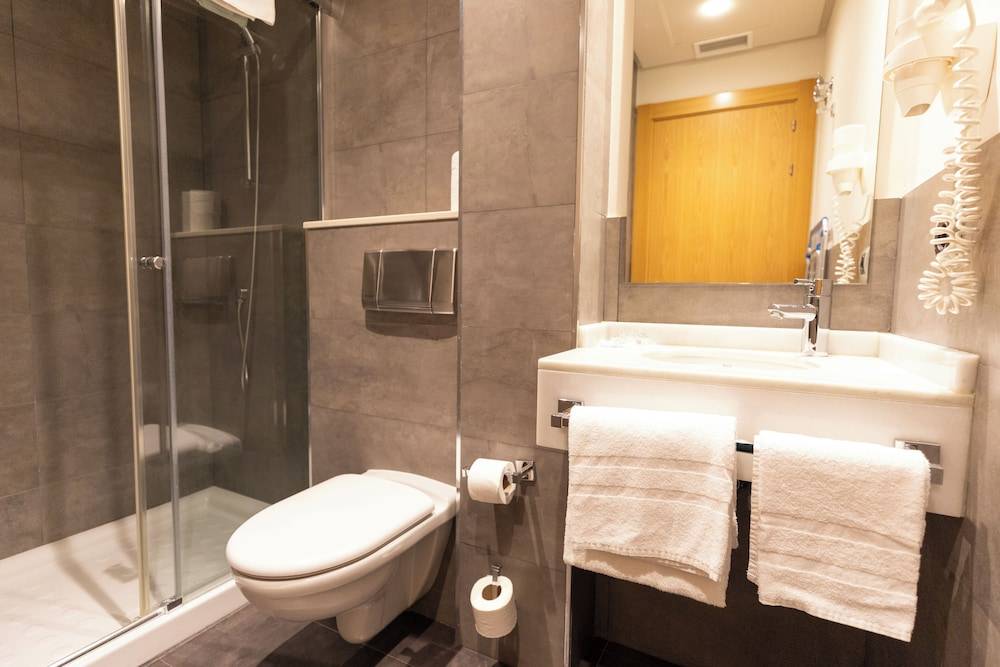 Hotel Marítimo Ris con garaje 1