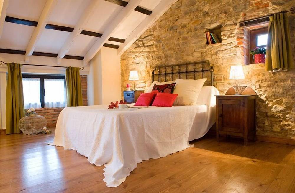 Posada Santa Ana 1