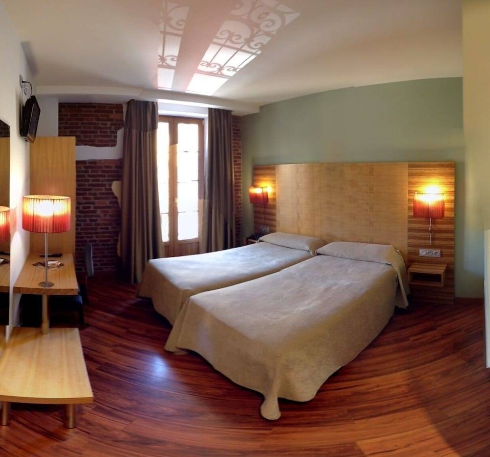 Hotel Spa QH Centro León 2