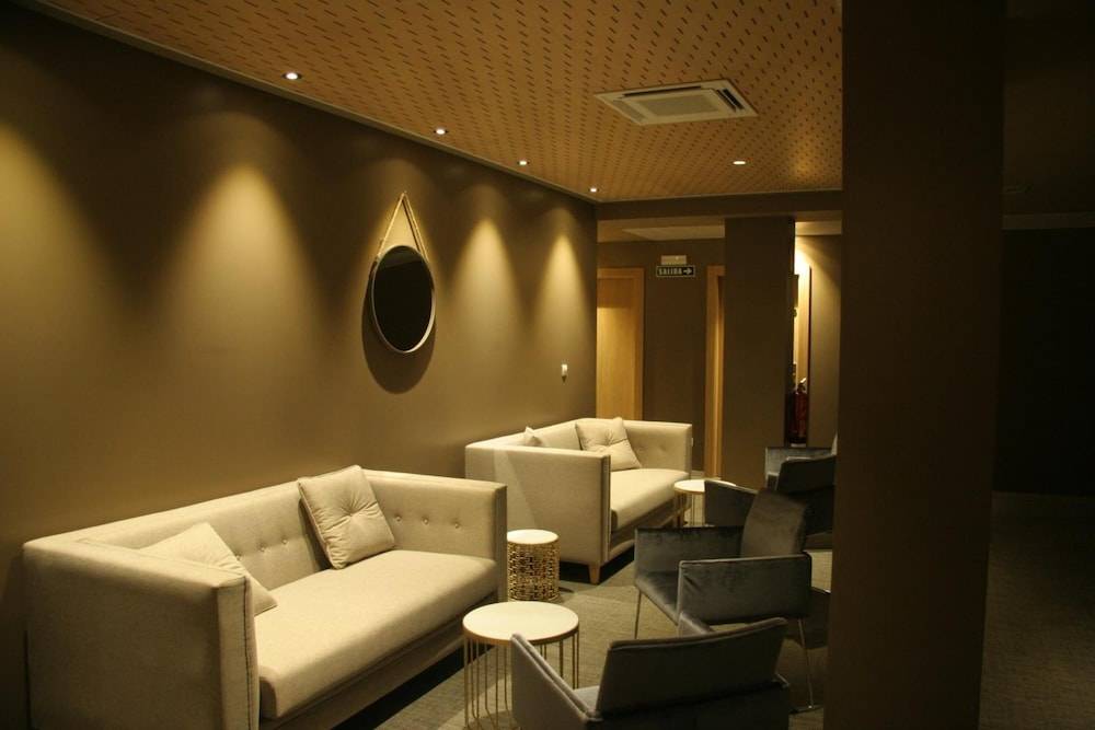 Hotel Landaben 2