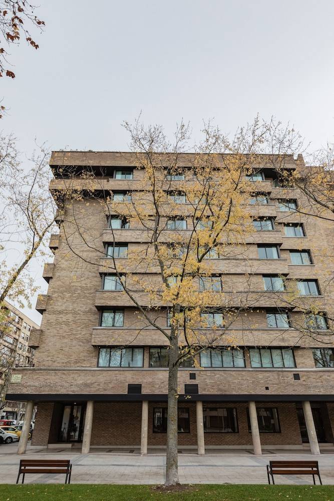 Micampus Pamplona Student Residence 1