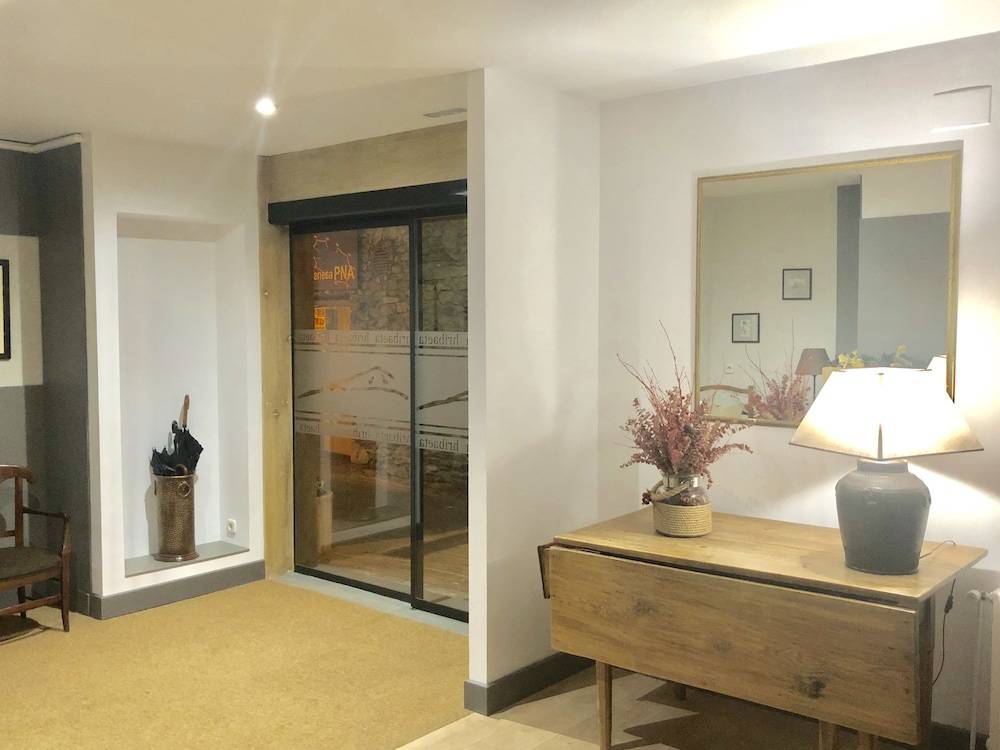 Hotel Ribaeta 2
