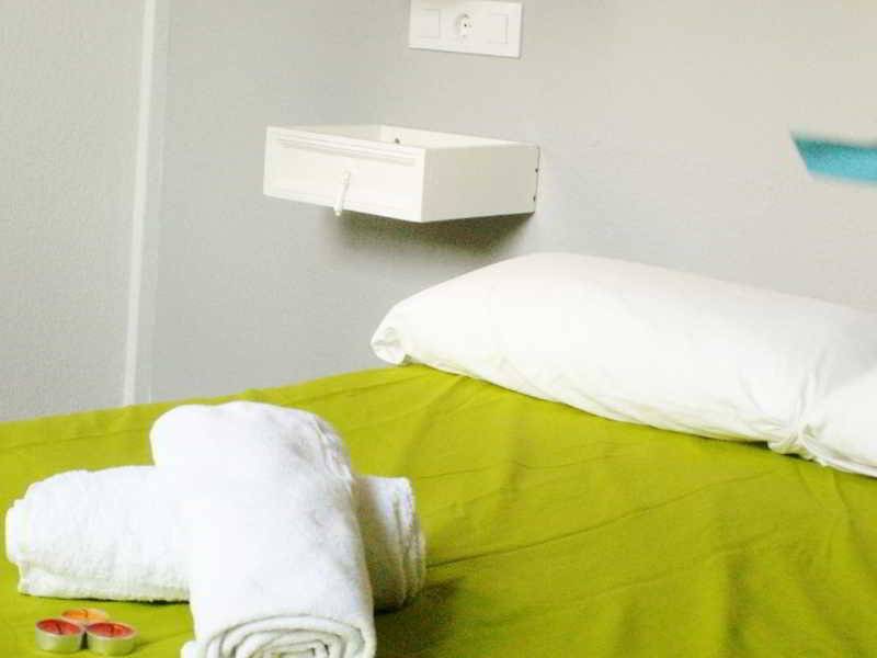 Oasis Backpackers' Toledo 1