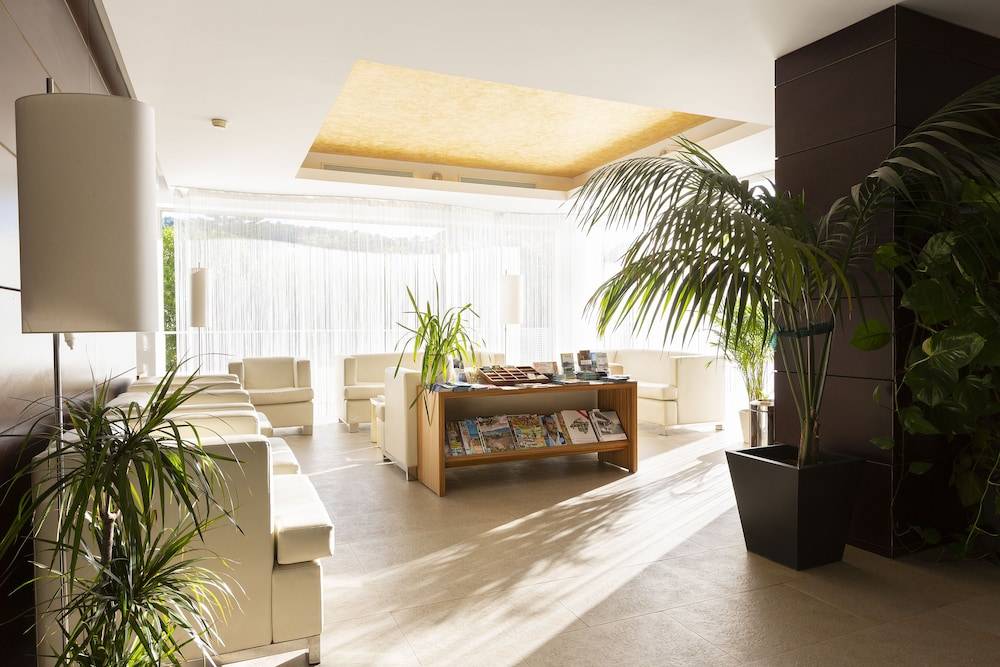 Aimia Hotel 2