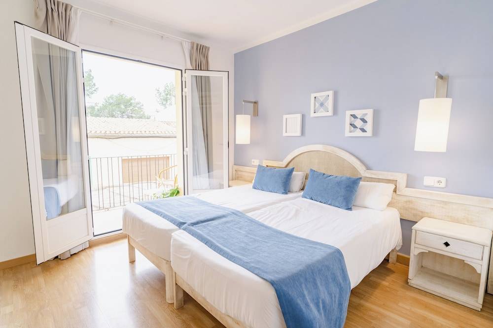 Hostal HPC Porto Colom 1