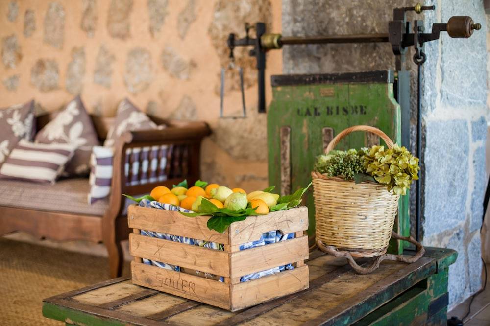 Hotel Ca'l Bisbe 2