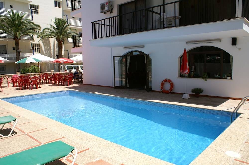 Apartamentos BELLA MARÍA 1