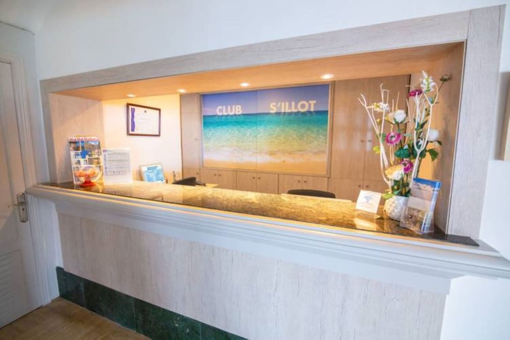 Hotel Club S'Illot 2