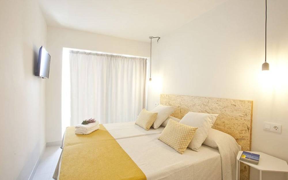 BJ Cala Morlanda Estudios 2