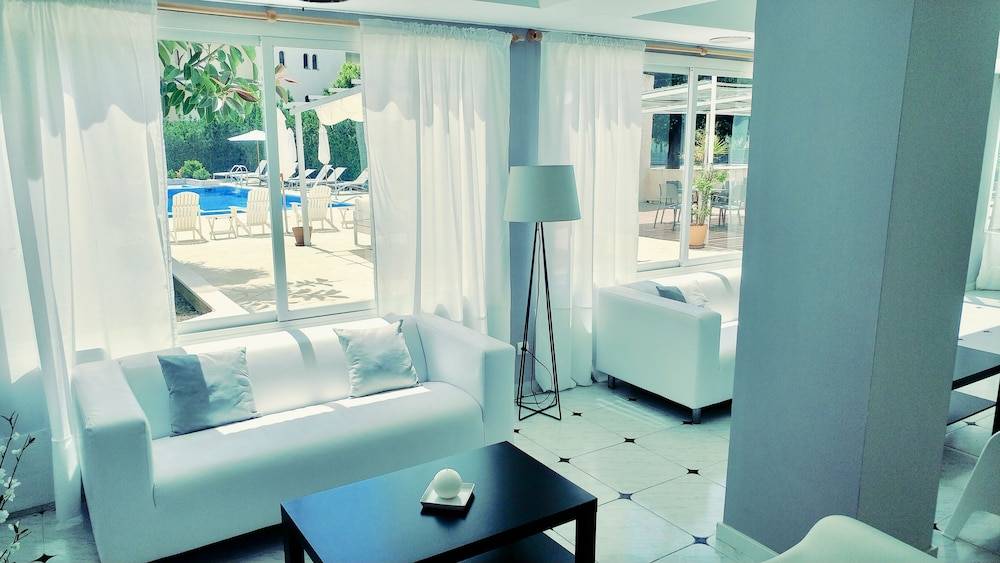Apartamentos Sureda 2