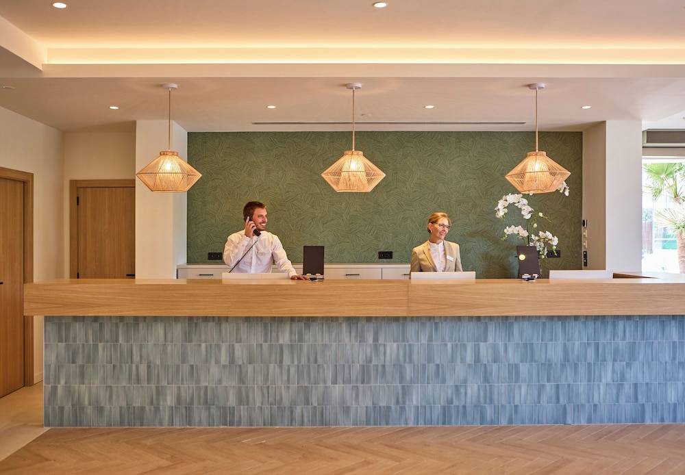 Universal Hotel Romantica 2