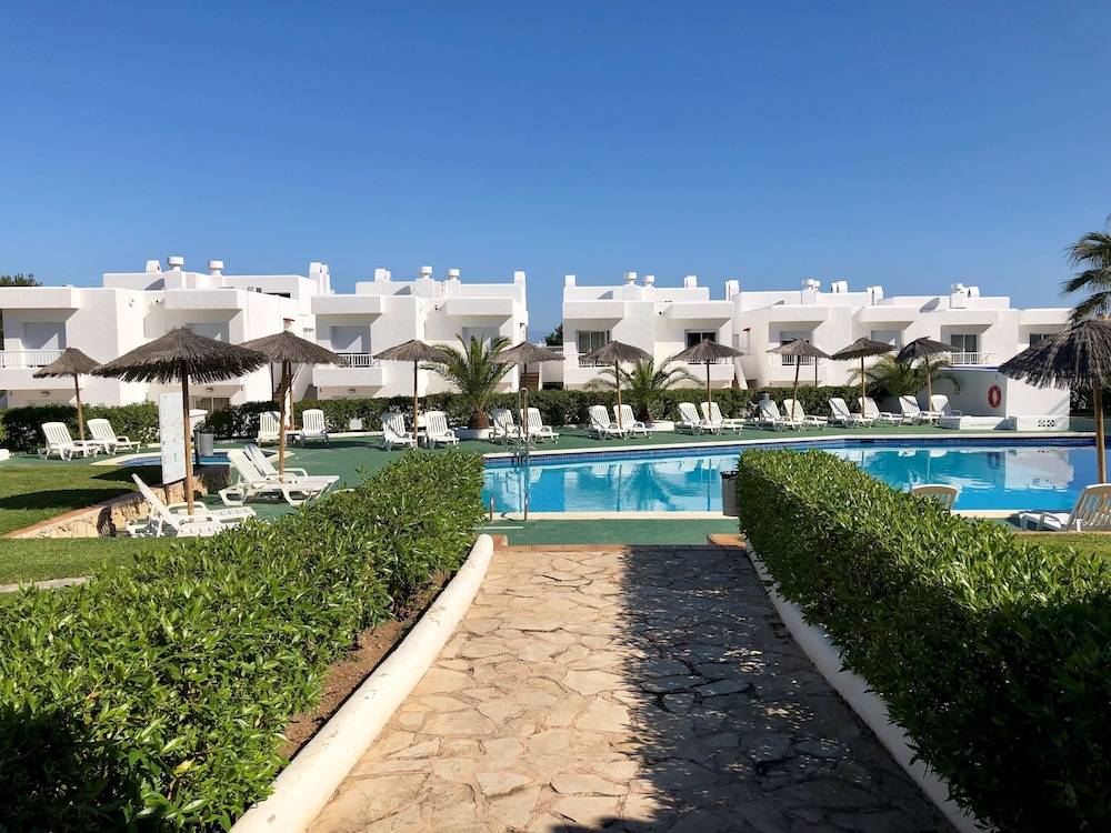 Camelina Suites 1