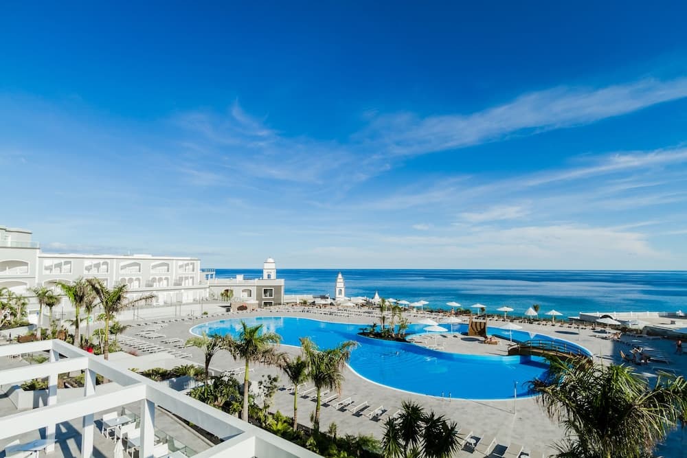 Royal Palm Resort & Spa - Adults Only 1