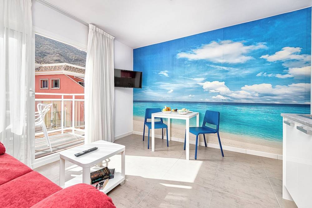 Sol Mogan Suites - Adults Only 1