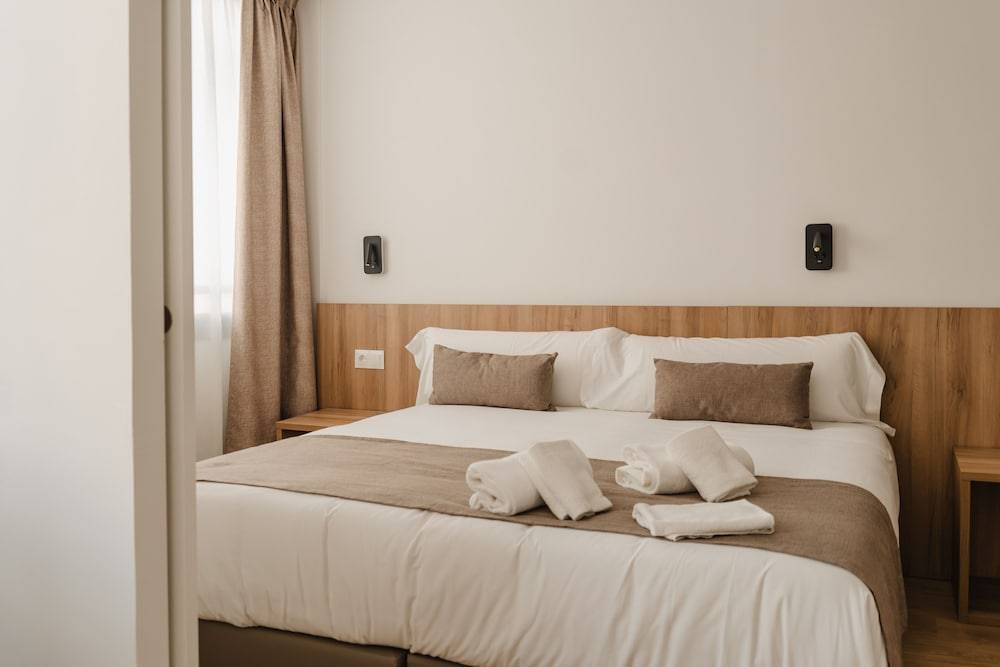 esZentrico Suites & Rooftop bar 2