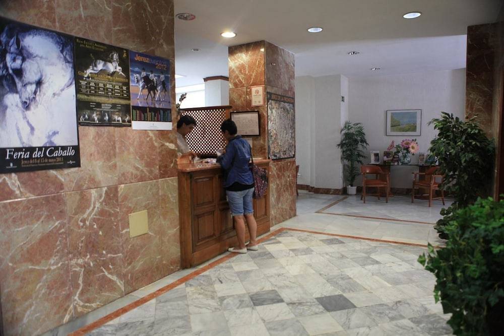 Hotel El Coloso 2