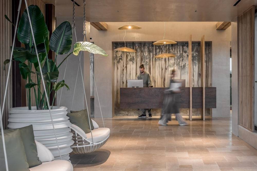 Acro Suites - A Wellbeing Resort 2
