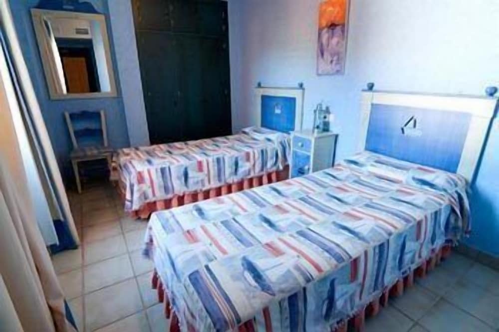 Apartahotel La Espadaña 2