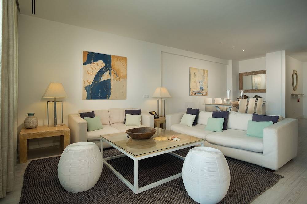 Suites Puerto Sherry 1