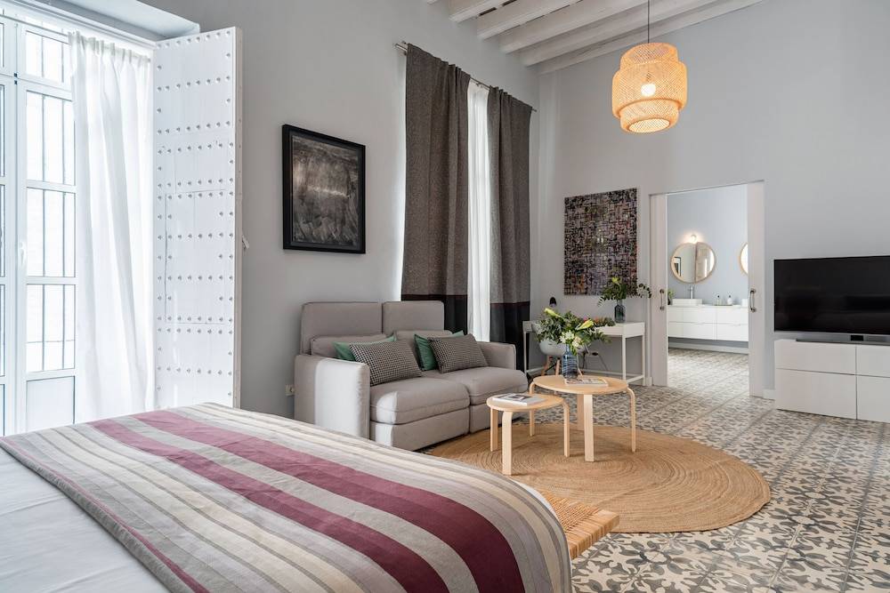 Art Suites by Casa de Indias 1