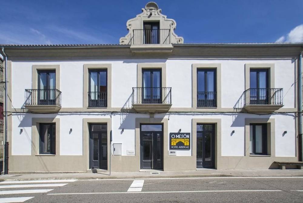 Hostel Albergue O Mesón 1