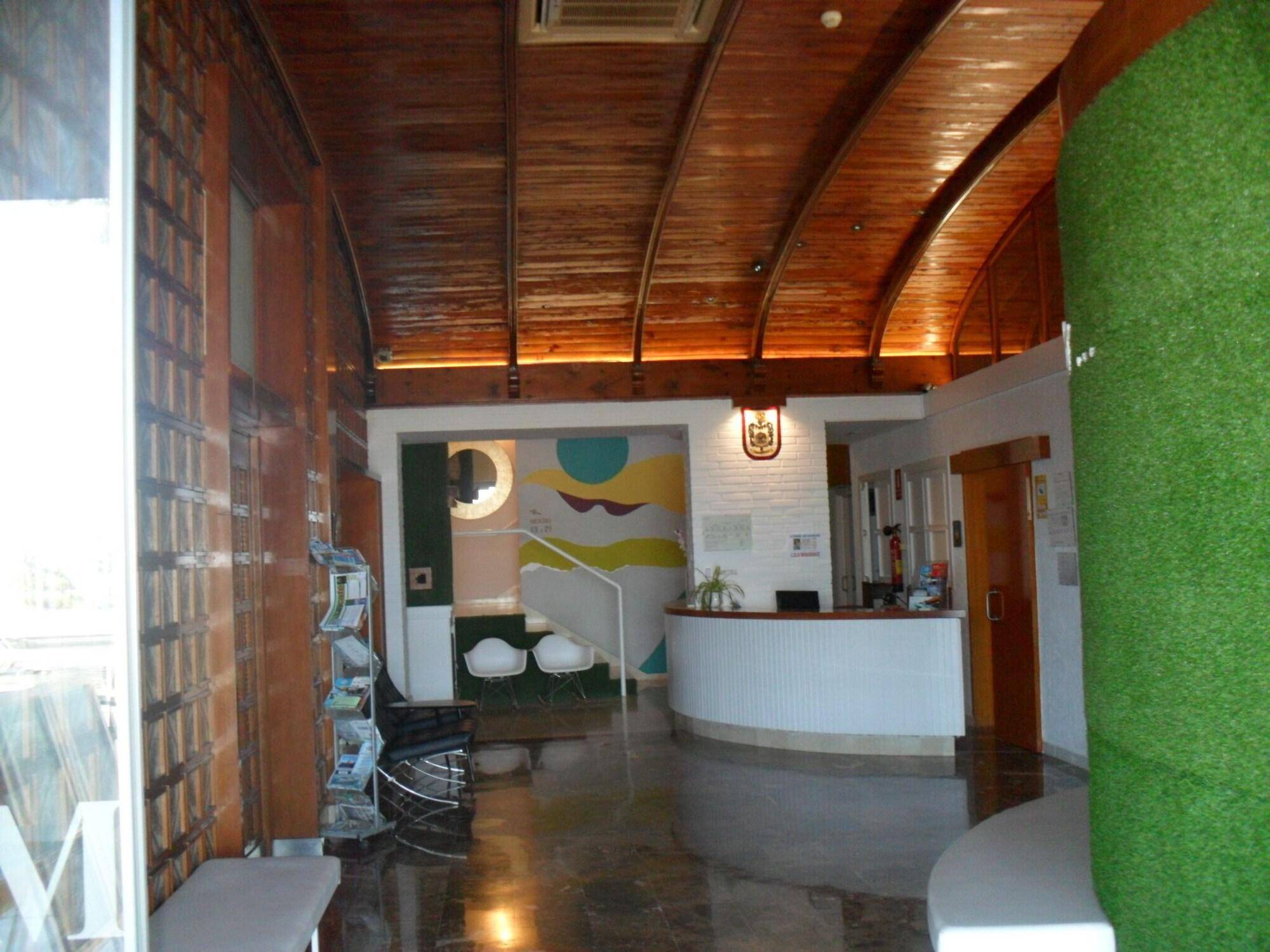 Hotel Lo Monte 2