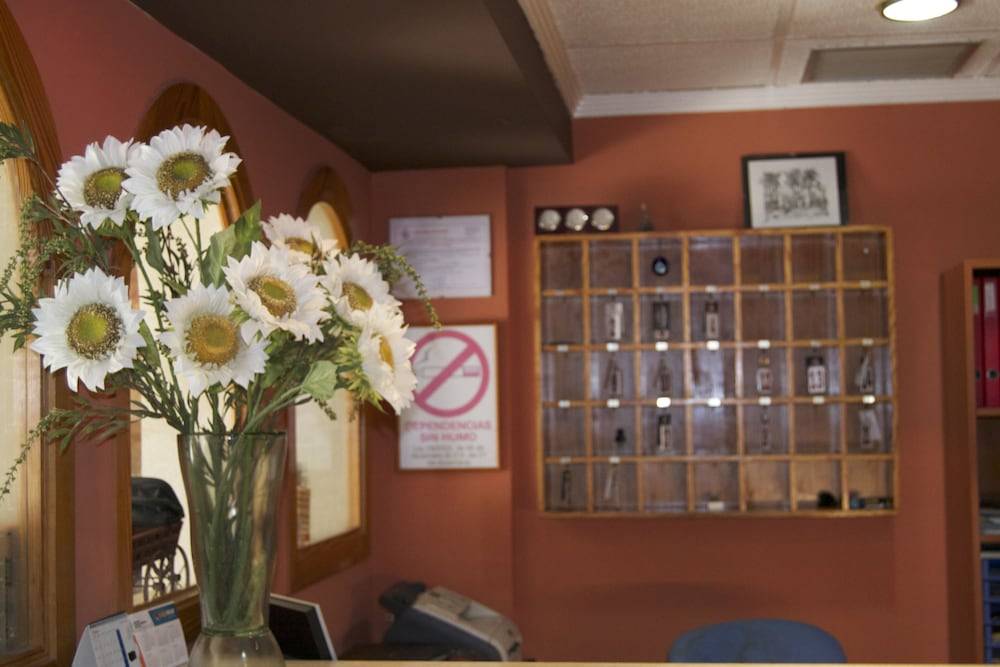 Hostal Rey Teodomiro 2