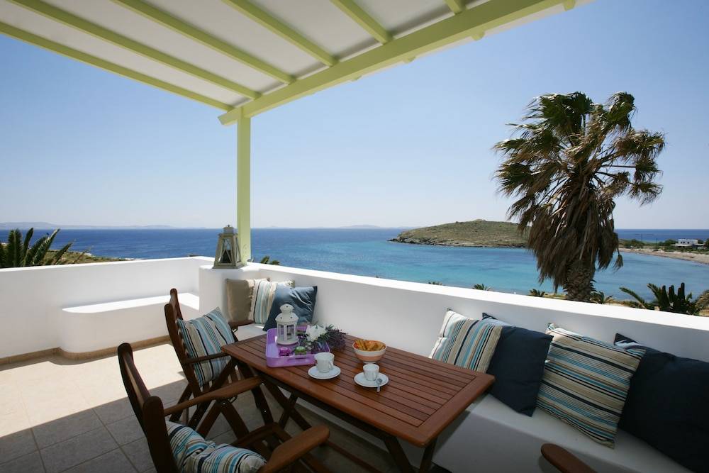 Porto Raphael Residences & Suites 1