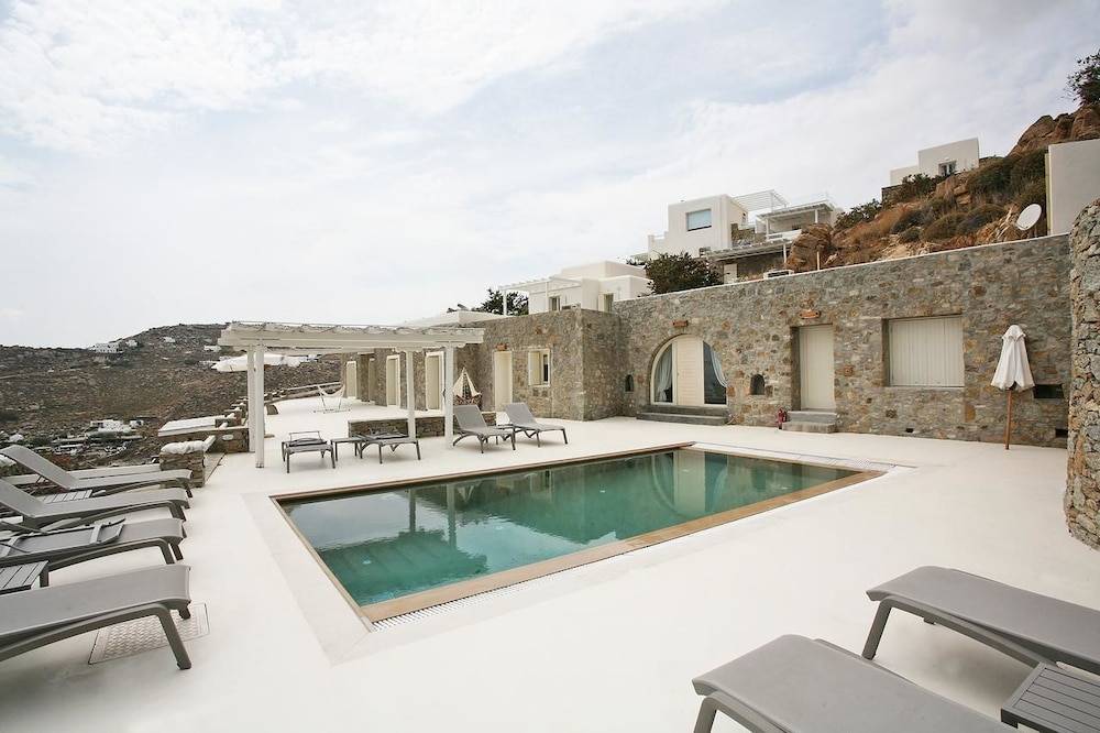 Atlantis Beach Residence 1