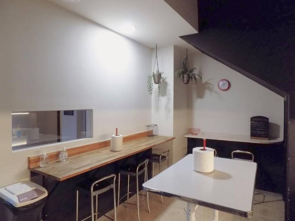 Poshtel Bilbao - Premium Hostel 2