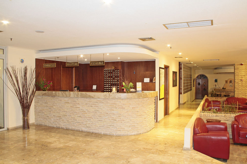 ROSELANDS HOTEL BUNGALOWS 2