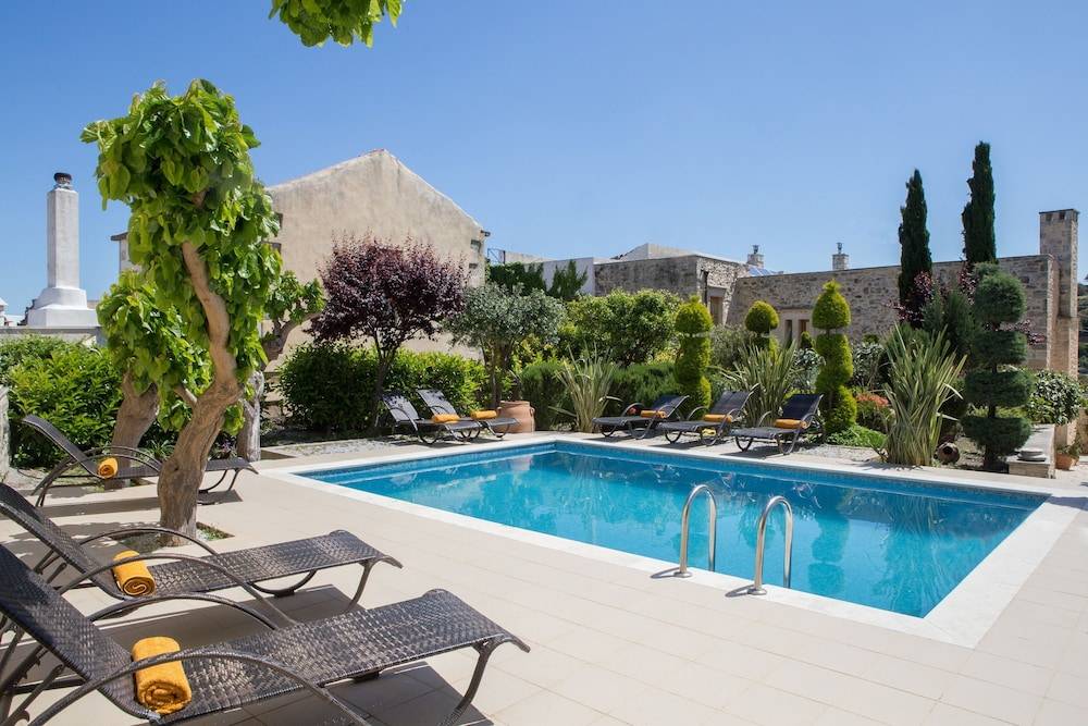 Arcus Suites 1