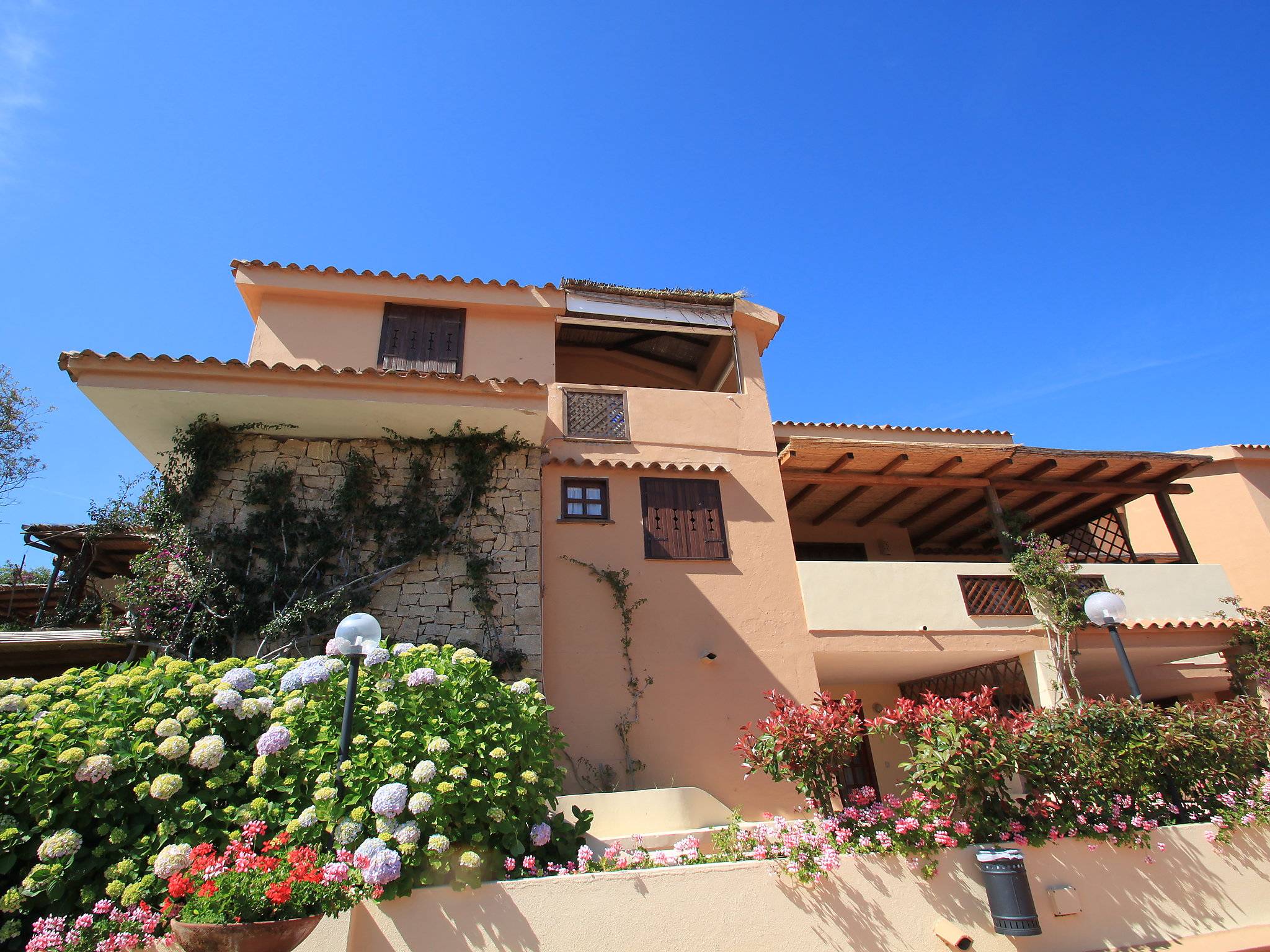 Residence Bougainvillae 2