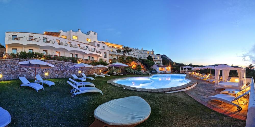 Hotel Luci di La Muntagna 1