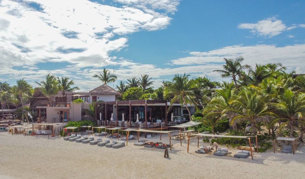 Lula Tulum, a Small Luxury Hotel 1
