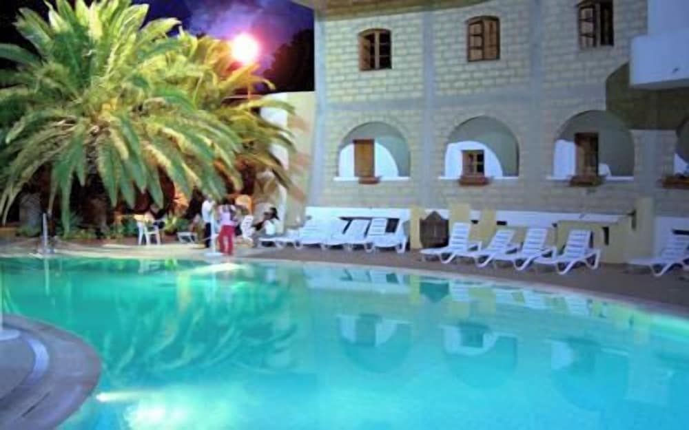 Hotel Akrabello 1