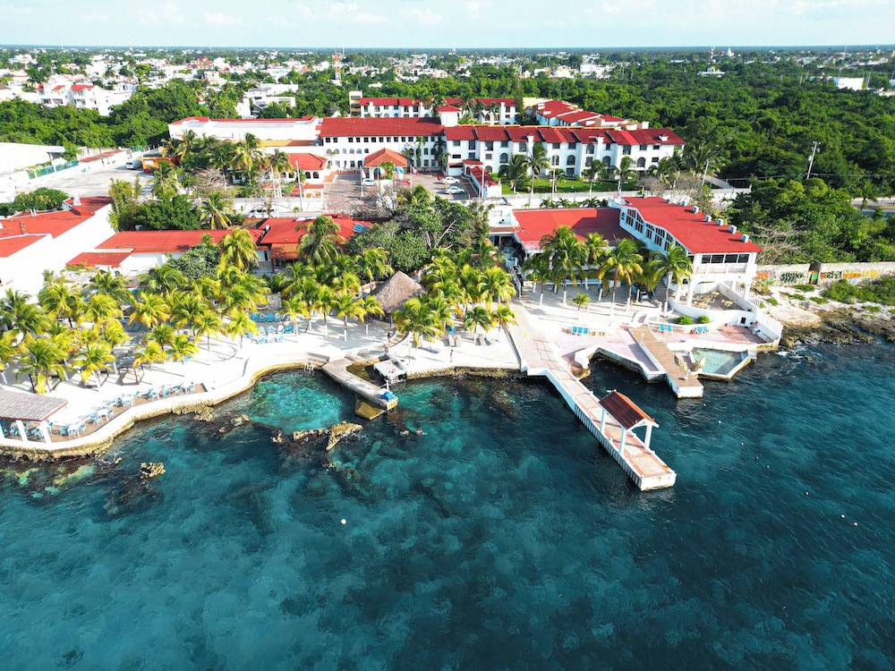 Cozumel Hotel & Resort 1