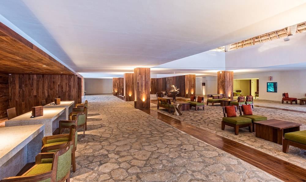 InterContinental Hotels PRESIDENTE COZUMEL RESORT SPA by IHG 1