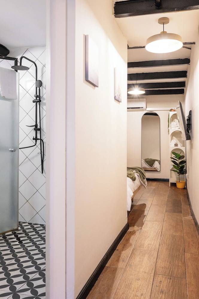 The Urban Chalet 2