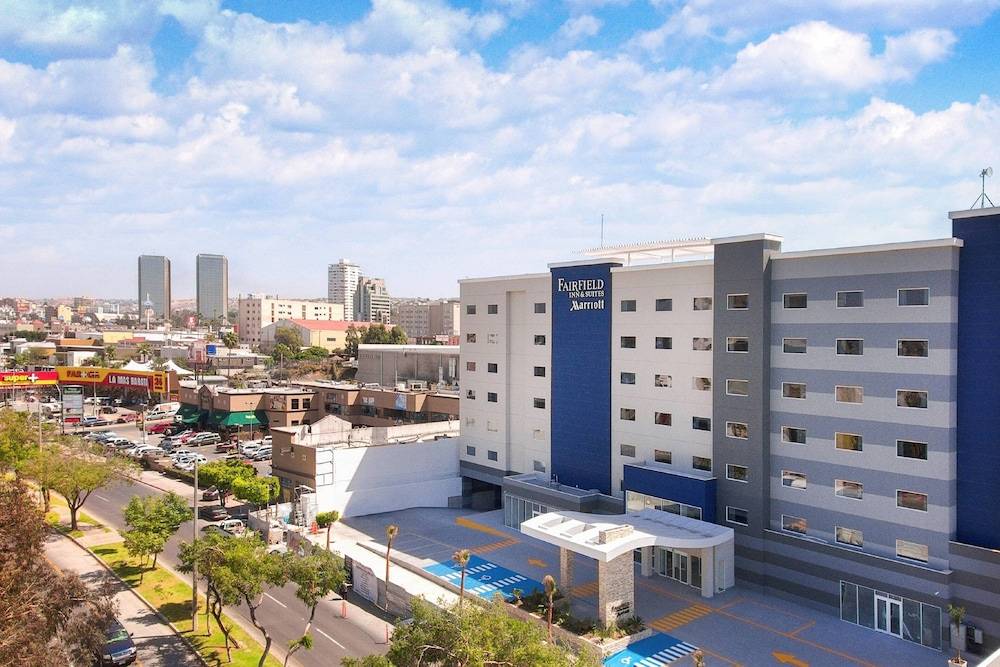 Fairfield Inn & Suites by Marriott Tijuana 1