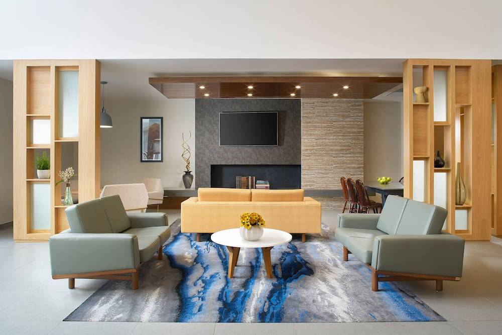 Fairfield Inn & Suites by Marriott Tijuana 2