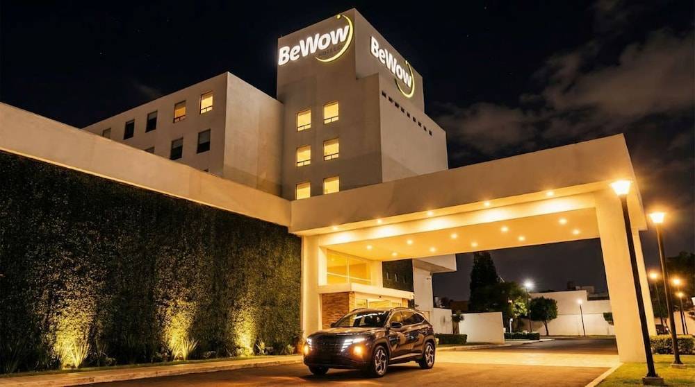 BeWow Hotel Querétaro 1
