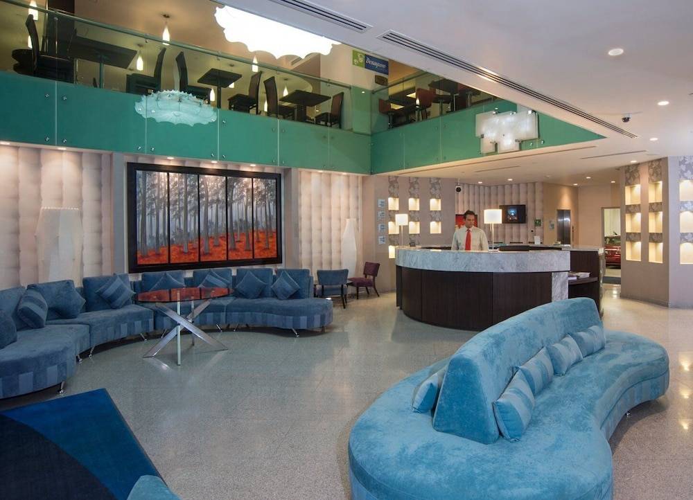 Holiday Inn Express & Suites QUERETARO by IHG 2