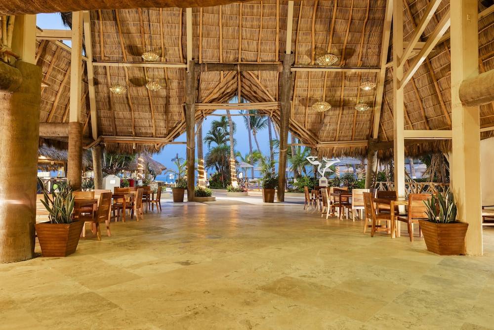 Las Palmas by the Sea All Inclusive 2