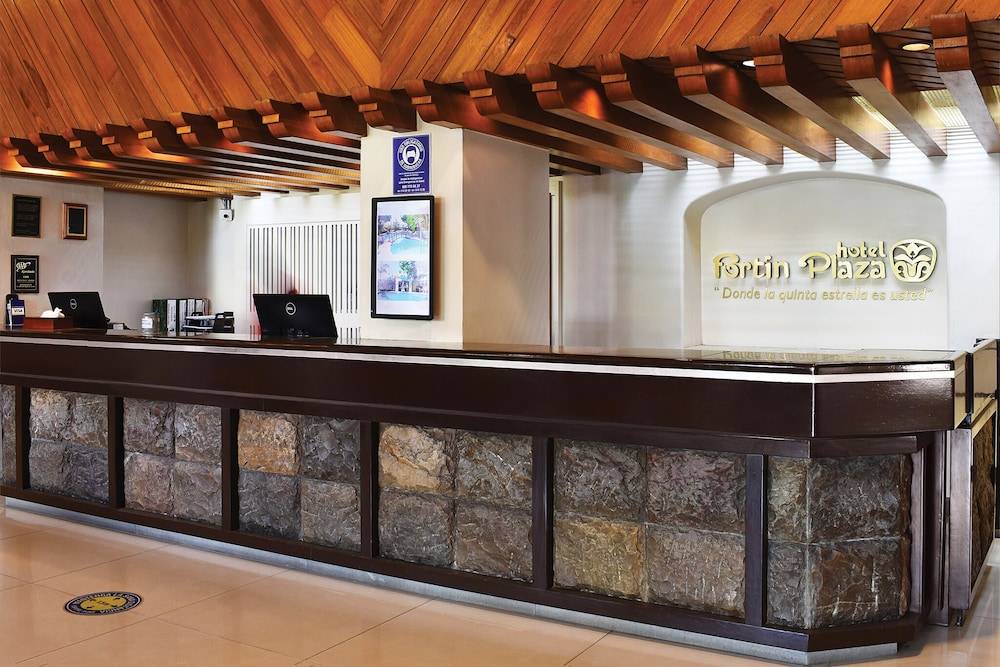 Hotel Fortin Plaza 2