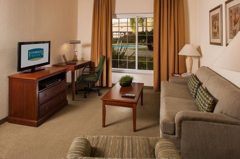 Staybridge Suites MONTERREY - SAN PEDRO by IHG 2