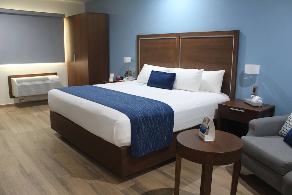 Comfort Inn Monterrey Norte 1