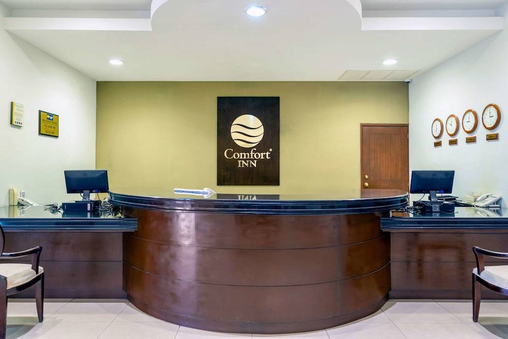 Comfort Inn Monterrey Norte 2